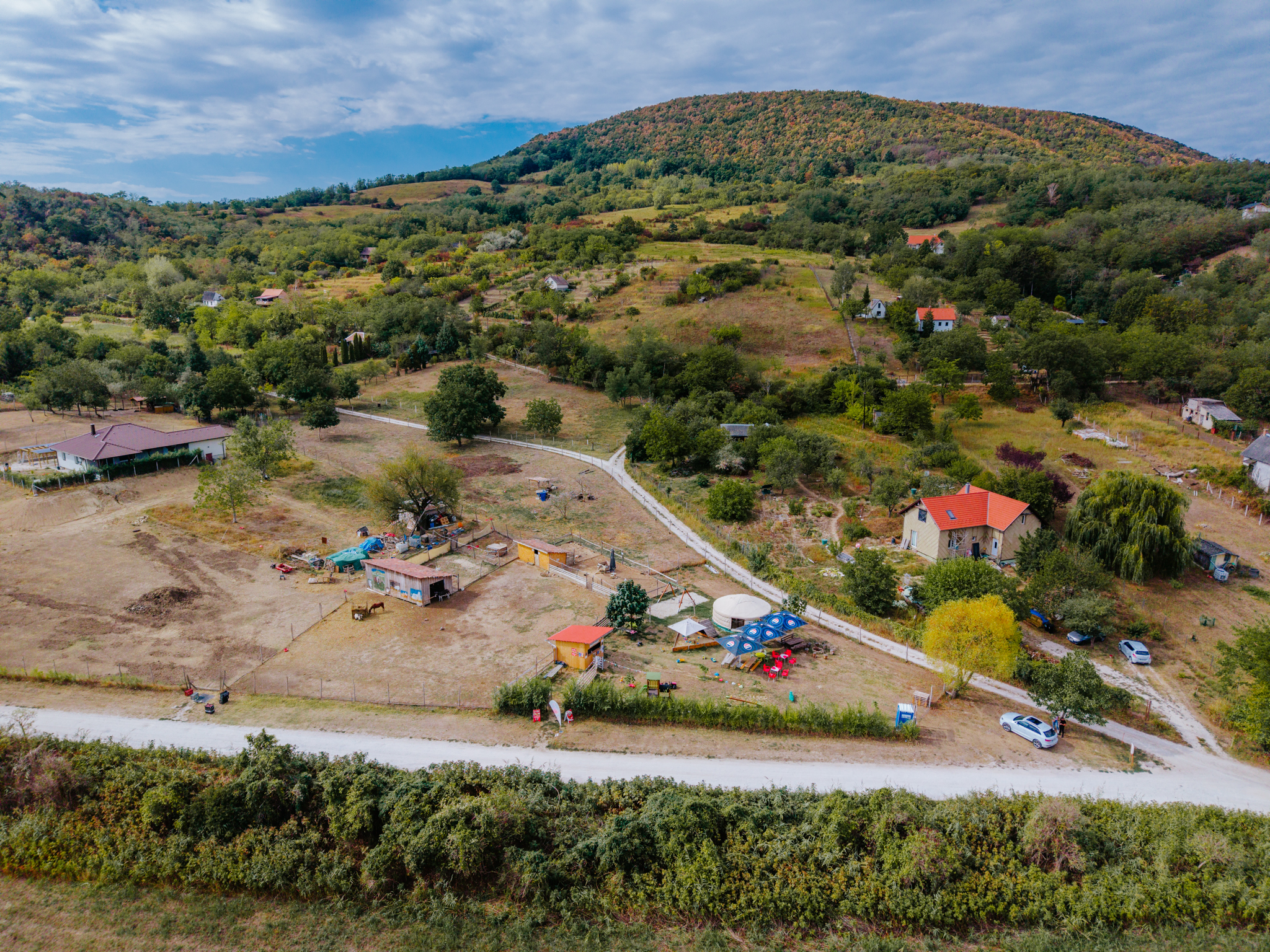Rólunk
